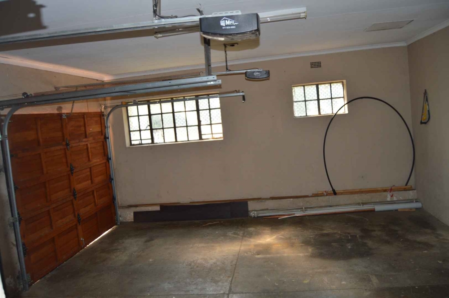 4 Bedroom Property for Sale in Brackenhurst Gauteng