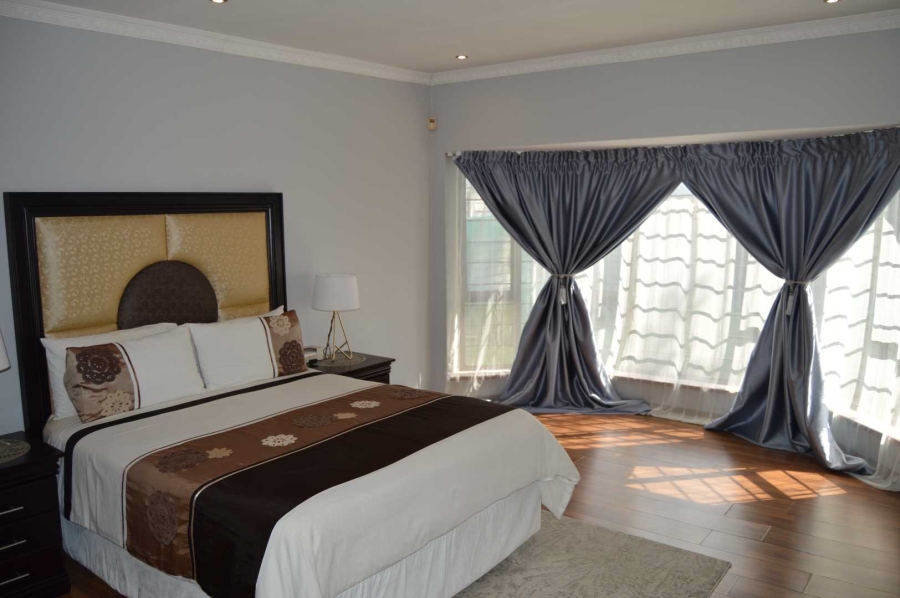 4 Bedroom Property for Sale in Brackenhurst Gauteng