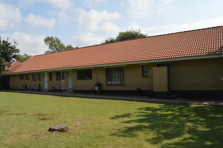 4 Bedroom Property for Sale in Brackenhurst Gauteng