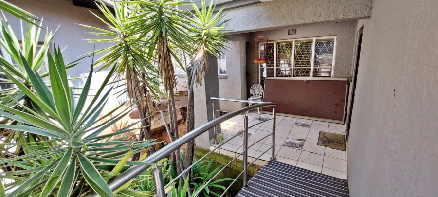 4 Bedroom Property for Sale in Brackendowns Gauteng
