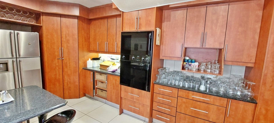4 Bedroom Property for Sale in Brackendowns Gauteng