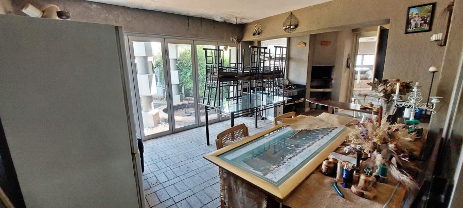 4 Bedroom Property for Sale in Brackendowns Gauteng