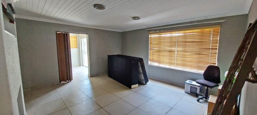 4 Bedroom Property for Sale in Brackendowns Gauteng