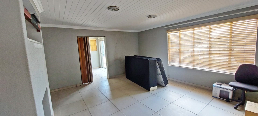 4 Bedroom Property for Sale in Brackendowns Gauteng