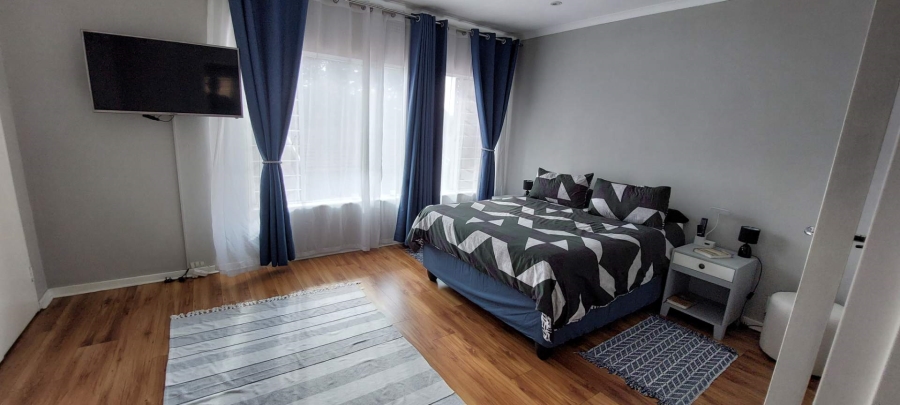 2 Bedroom Property for Sale in Brackenhurst Gauteng