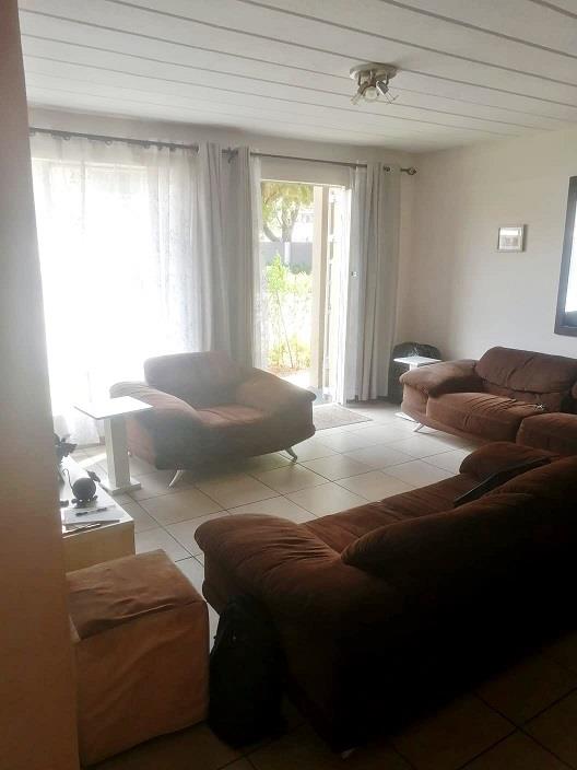 2 Bedroom Property for Sale in Verwoerdpark Gauteng