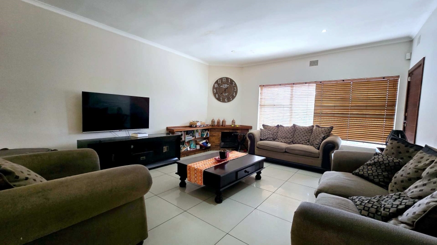 4 Bedroom Property for Sale in Meyerspark Gauteng