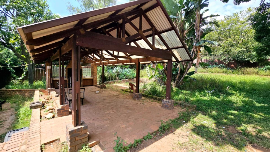 4 Bedroom Property for Sale in Meyerspark Gauteng