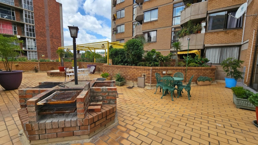 2 Bedroom Property for Sale in Pretoria Central Gauteng