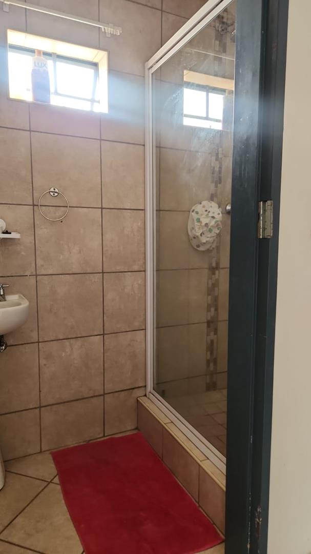 To Let 3 Bedroom Property for Rent in Chantelle Gauteng