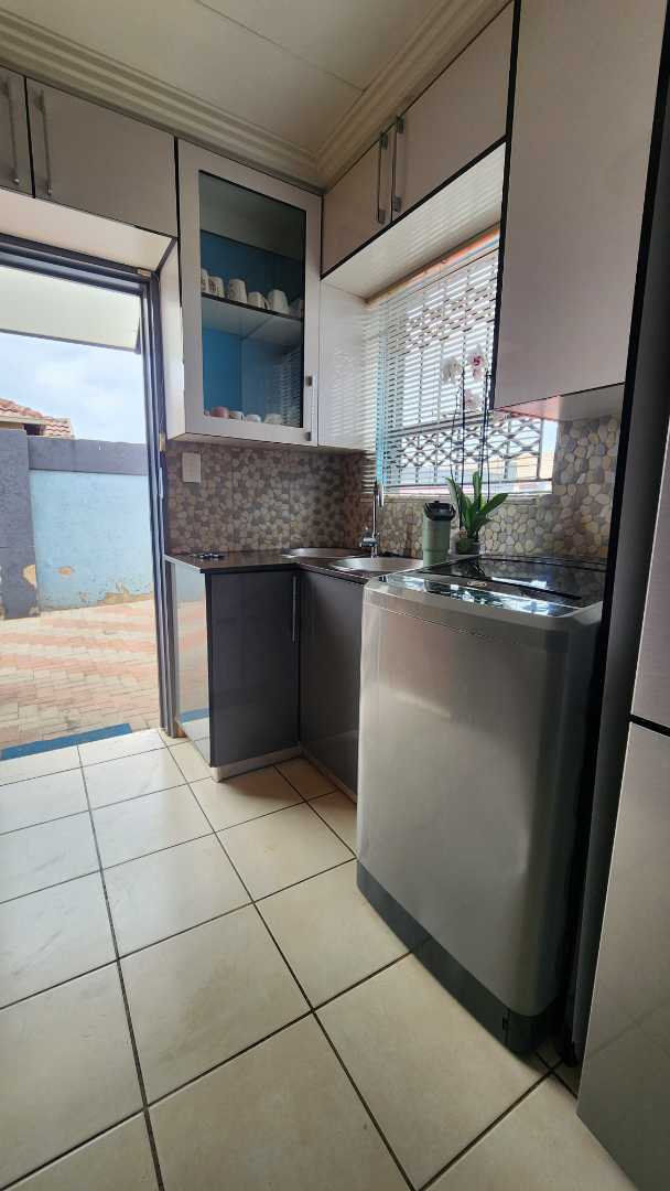 3 Bedroom Property for Sale in The Orchards Gauteng