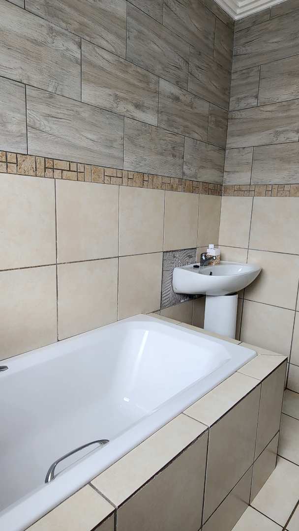 3 Bedroom Property for Sale in The Orchards Gauteng