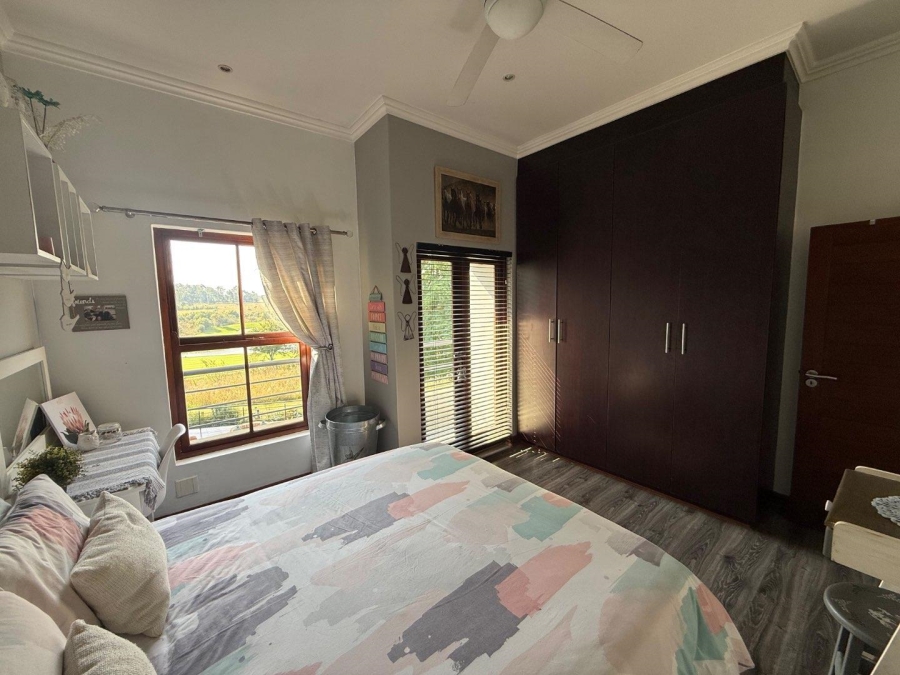 5 Bedroom Property for Sale in Copperleaf Estate Gauteng