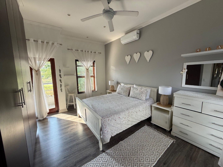 5 Bedroom Property for Sale in Copperleaf Estate Gauteng