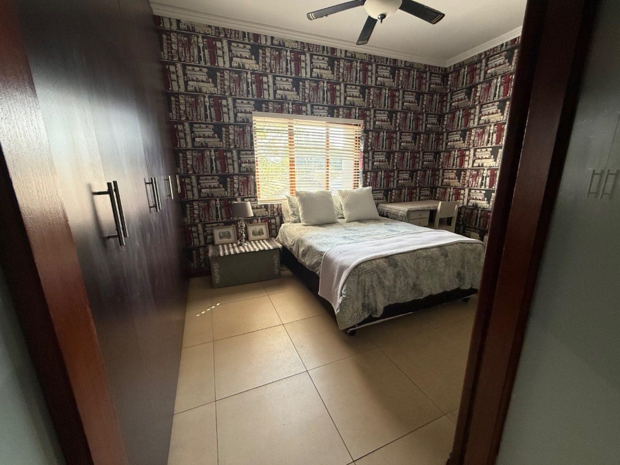 5 Bedroom Property for Sale in Copperleaf Estate Gauteng