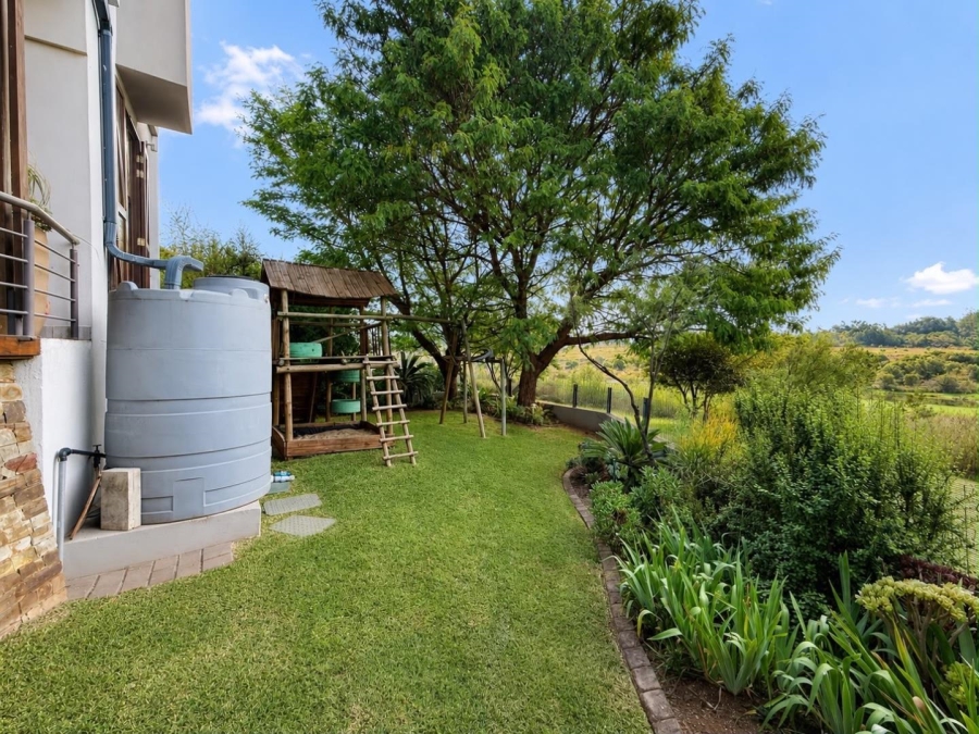 5 Bedroom Property for Sale in Copperleaf Estate Gauteng