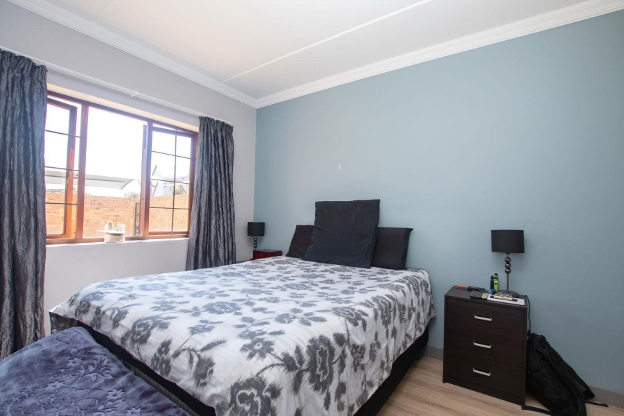 To Let 1 Bedroom Property for Rent in Summerset Gauteng