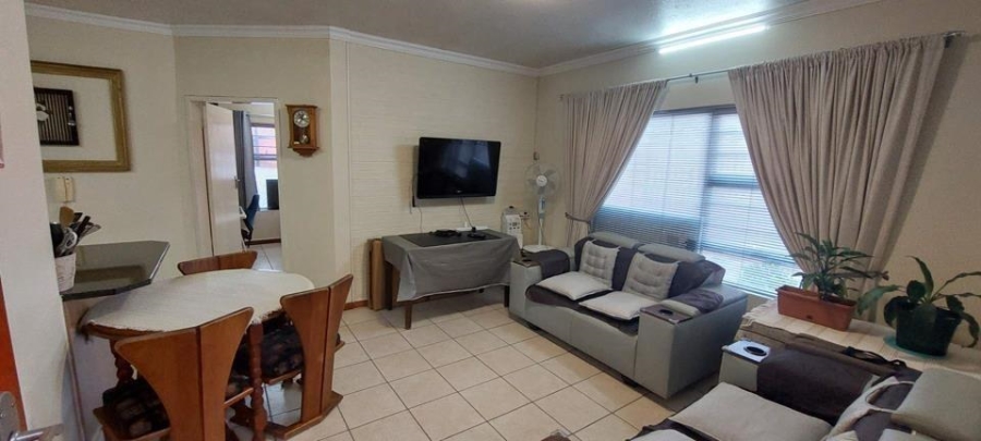 3 Bedroom Property for Sale in Verwoerdpark Gauteng