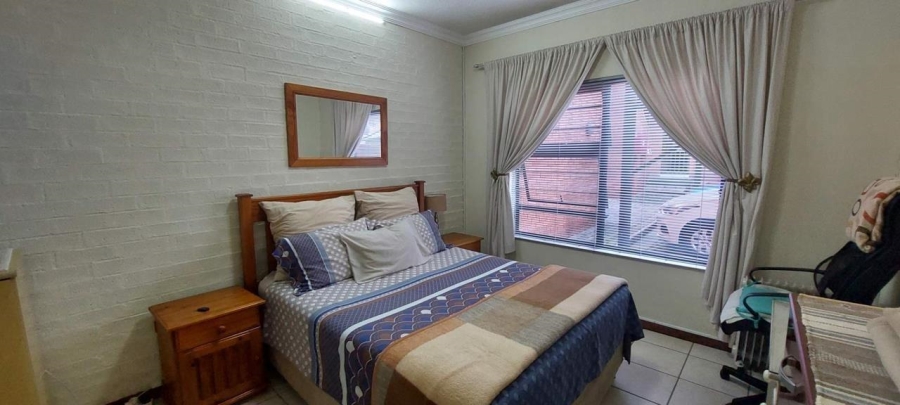 3 Bedroom Property for Sale in Verwoerdpark Gauteng