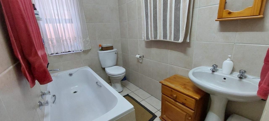 3 Bedroom Property for Sale in Verwoerdpark Gauteng