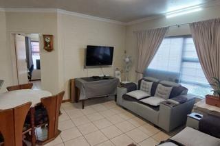 3 Bedroom Property for Sale in Verwoerdpark Gauteng