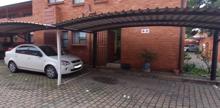 3 Bedroom Property for Sale in Verwoerdpark Gauteng