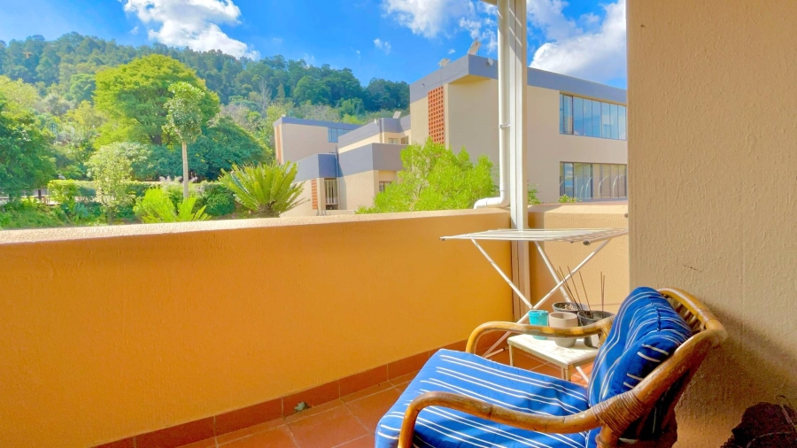 2 Bedroom Property for Sale in Faerie Glen Gauteng