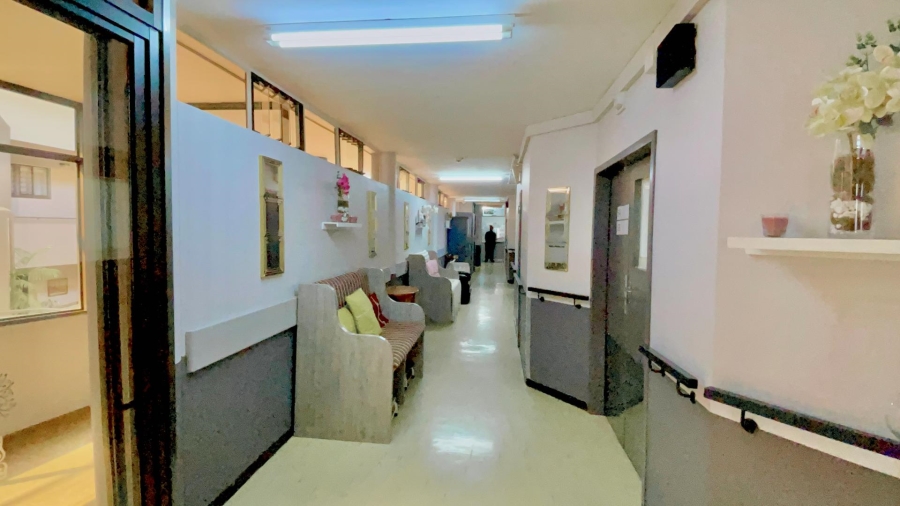 2 Bedroom Property for Sale in Faerie Glen Gauteng