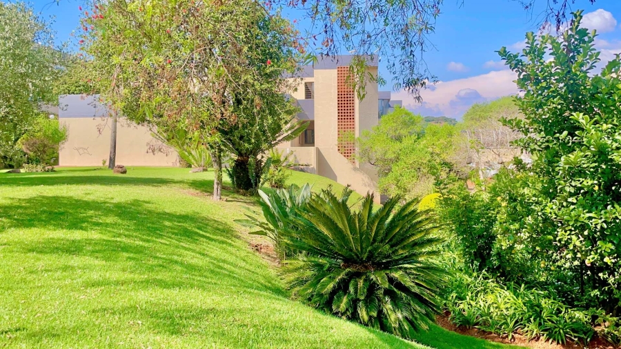 2 Bedroom Property for Sale in Faerie Glen Gauteng