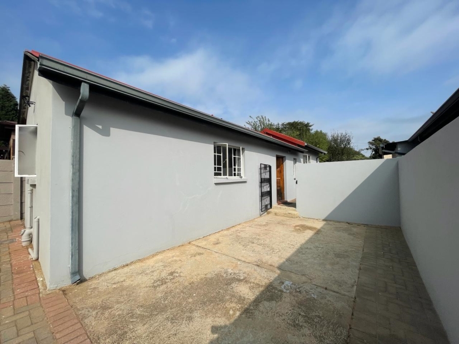 To Let 1 Bedroom Property for Rent in Discovery Gauteng