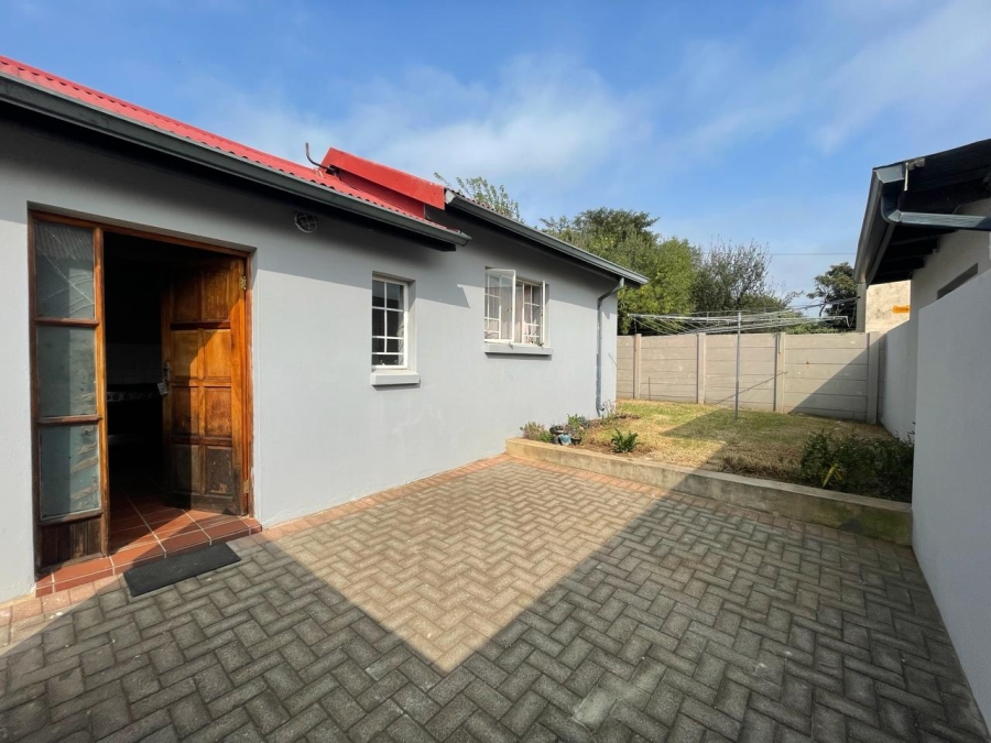 To Let 1 Bedroom Property for Rent in Discovery Gauteng