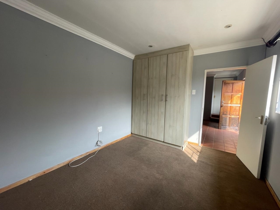 To Let 1 Bedroom Property for Rent in Discovery Gauteng