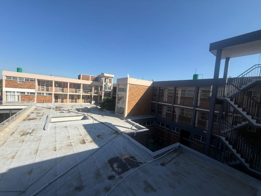 To Let 3 Bedroom Property for Rent in Florida Park Gauteng