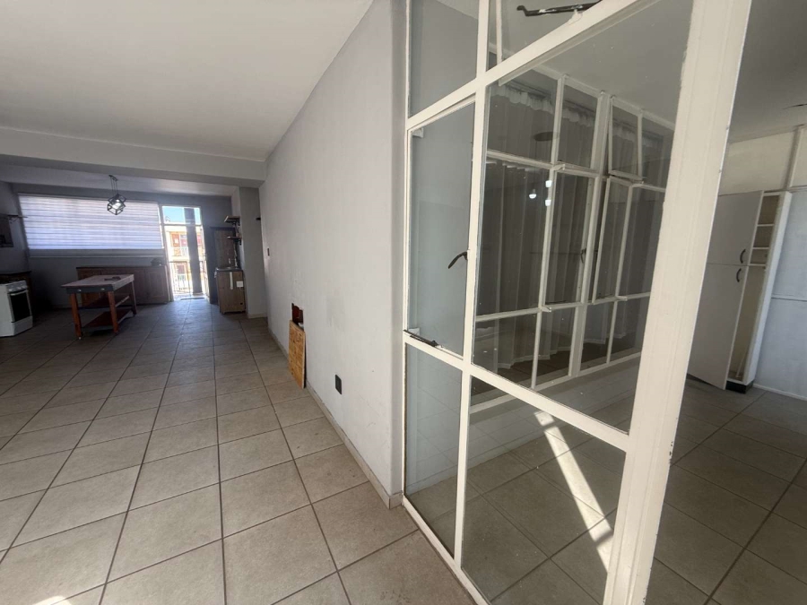 To Let 3 Bedroom Property for Rent in Florida Park Gauteng