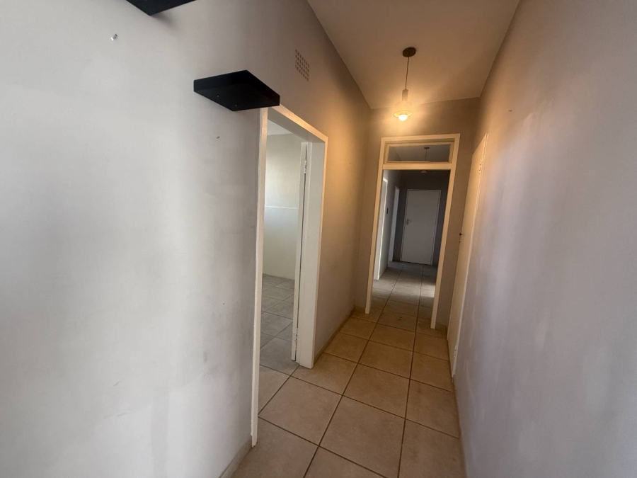 To Let 3 Bedroom Property for Rent in Florida Park Gauteng