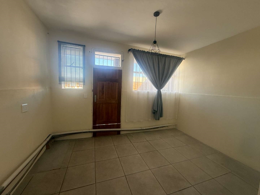To Let 3 Bedroom Property for Rent in Florida Park Gauteng