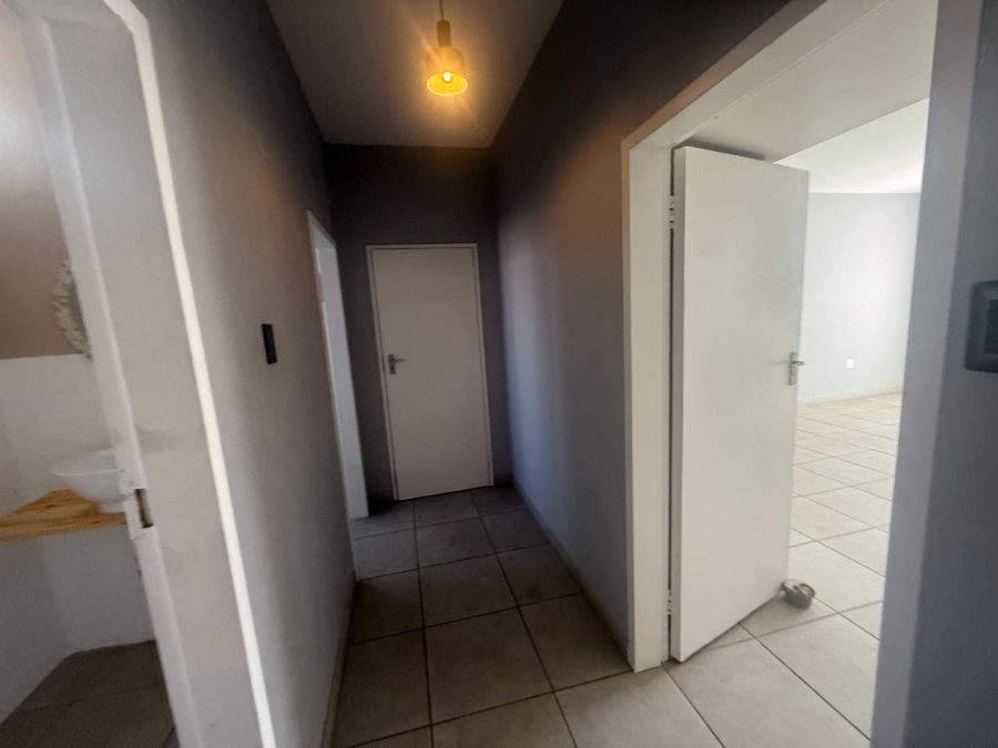 To Let 3 Bedroom Property for Rent in Florida Park Gauteng