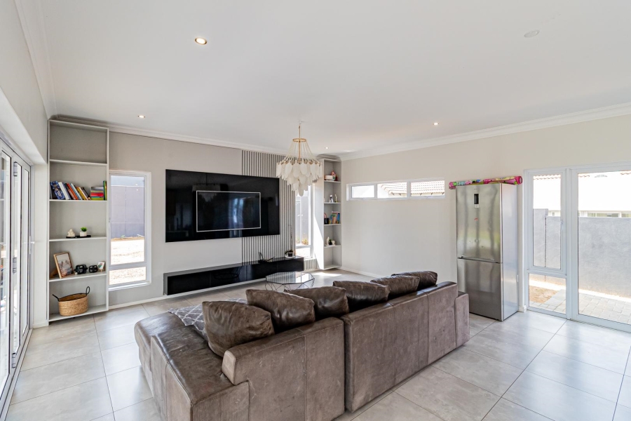 To Let 4 Bedroom Property for Rent in Cedar Creek Gauteng