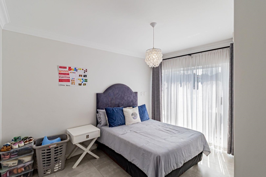 To Let 4 Bedroom Property for Rent in Cedar Creek Gauteng