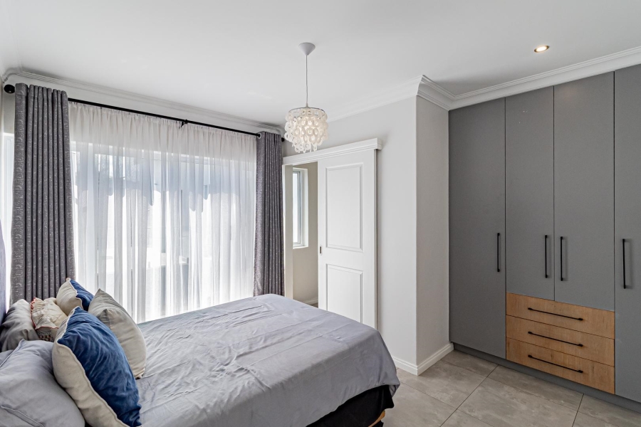 To Let 4 Bedroom Property for Rent in Cedar Creek Gauteng