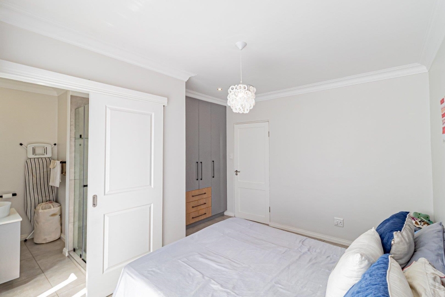 To Let 4 Bedroom Property for Rent in Cedar Creek Gauteng