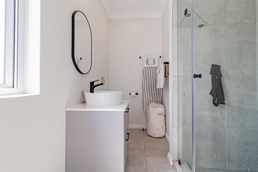 To Let 4 Bedroom Property for Rent in Cedar Creek Gauteng