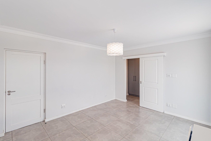 To Let 4 Bedroom Property for Rent in Cedar Creek Gauteng