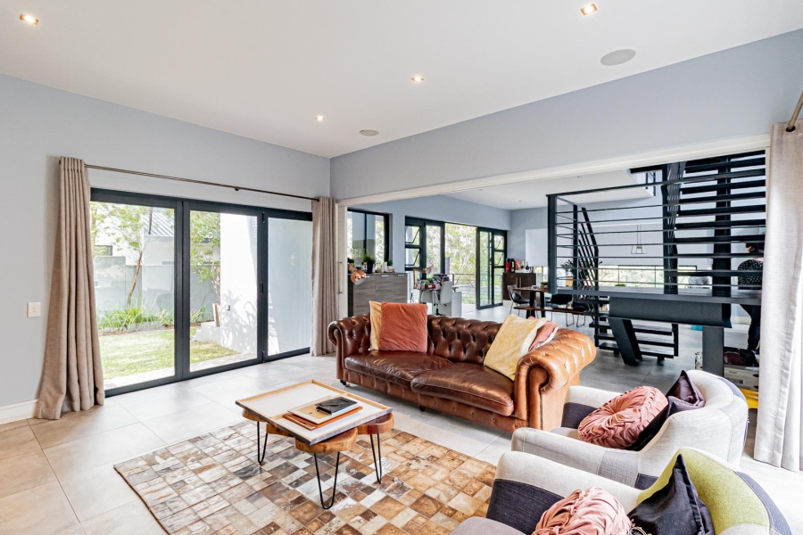 To Let 4 Bedroom Property for Rent in Helderfontein Estate Gauteng