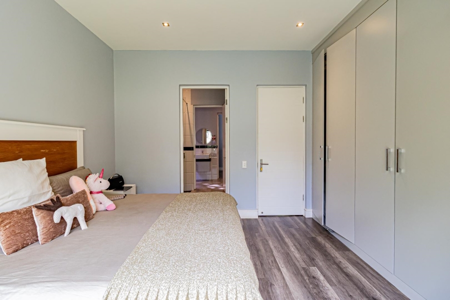 To Let 4 Bedroom Property for Rent in Helderfontein Estate Gauteng