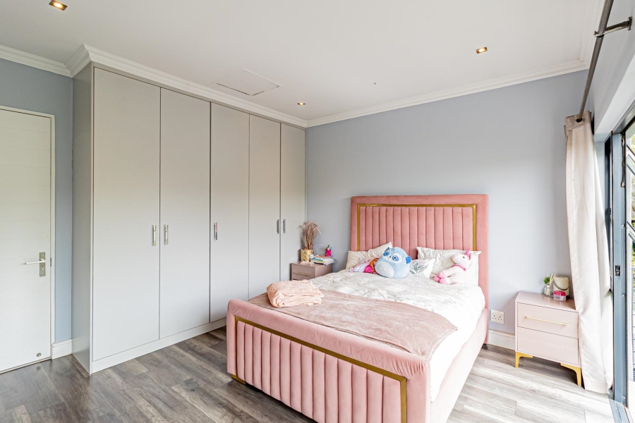 To Let 4 Bedroom Property for Rent in Helderfontein Estate Gauteng