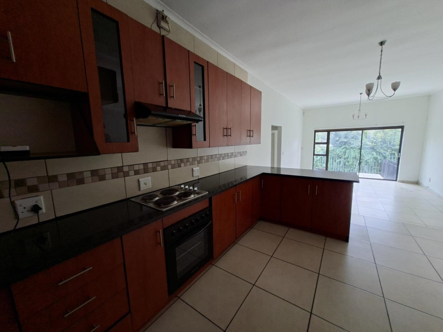 To Let 2 Bedroom Property for Rent in Buccleuch Gauteng