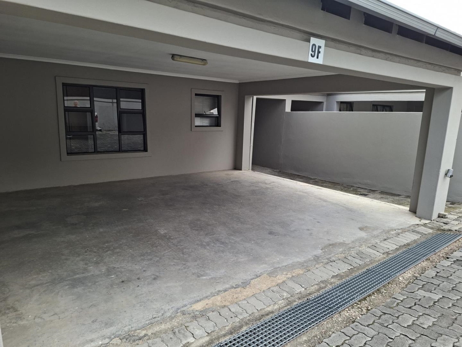 To Let 2 Bedroom Property for Rent in Buccleuch Gauteng