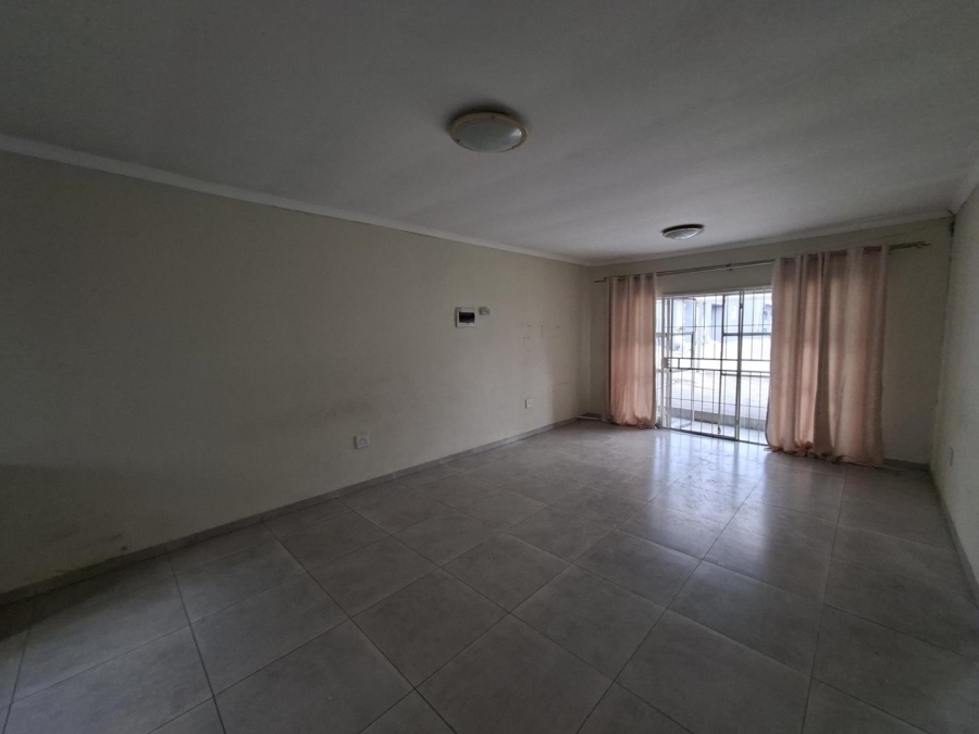 To Let 2 Bedroom Property for Rent in Buccleuch Gauteng