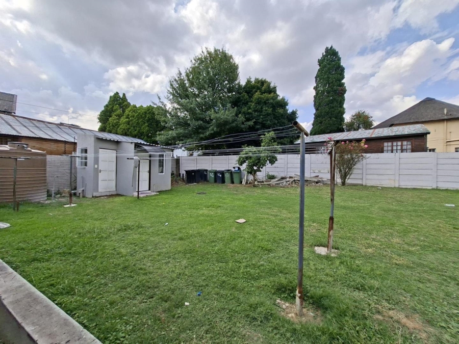 To Let 2 Bedroom Property for Rent in Buccleuch Gauteng